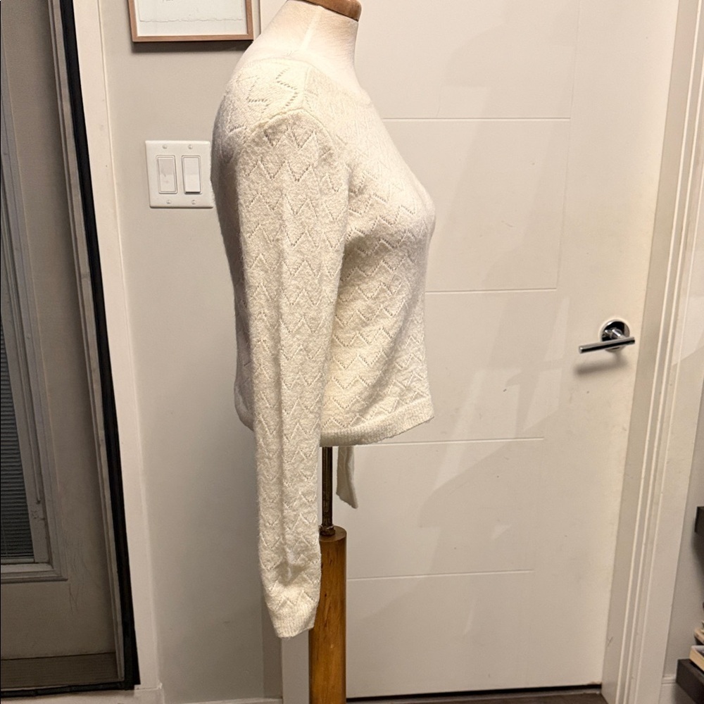 Dynamite Cream Textured Sweater - Picture 4 of 4